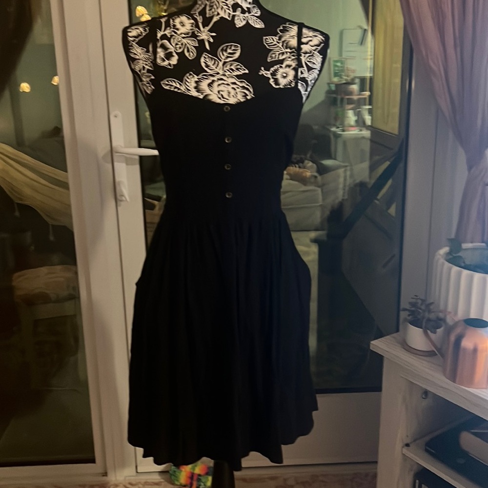 Black express sundress with button detail